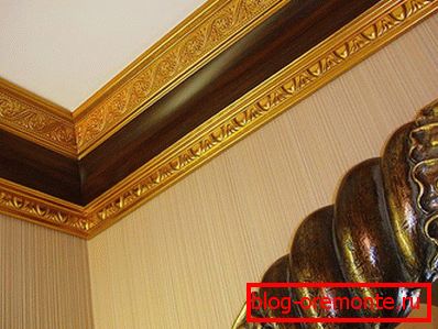 Come incollare baguette sul soffitto