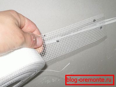 Come sigillare una crepa nel soffitto
